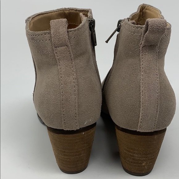 Perfect fall, Lands end tan suede ankle booties size 8 - Picture 7 of 7